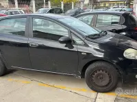 Usata Fiat Grande Punto Dynamic 65 CV (47 kW) 2006 Nero Utilitaria