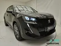 Usata Peugeot 2008 Active 131 CV (96 kW) 2020 Nero SUV