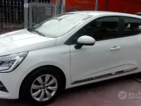 Usata Renault Clio V Intens 101 CV (74 kW) 2020 Bianco Berlina