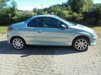 Usata Peugeot 206 CC 109 CV (80 kW) 2003 Blu Cabrio