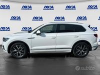 Usata VW Touareg Elegance 286 CV (210 kW) 2022 Bianco SUV