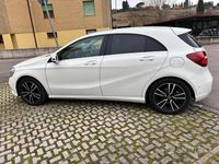 Usata Mercedes A180 109 CV (80 kW) 2018 Bianco Berlina