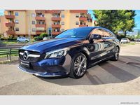 Usata Mercedes CLA220 184 CV (135 kW) 2017 Blu/azzurro Berlina