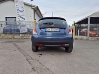 Usata Lancia Ypsilon Gold 69 CV (50 kW) 2023 Blu/azzurro Utilitaria