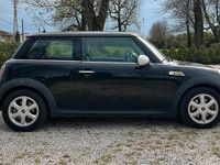 Begagnad Mini ONE 75 HK (55 kW) 2009 Svart Halvkombi
