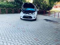Usata Ford Fiesta 70 CV (51 kW) 2010 Bianco Utilitaria