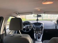 Usata Ford Focus 95 CV (69 kW) 2012 Grigio Berlina