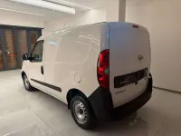 Usata Fiat Doblò Business 105 CV (77 kW) 2022 Bianco Monovolume