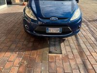 Usata Ford Fiesta 96 CV (70 kW) 2009 Blu Utilitaria