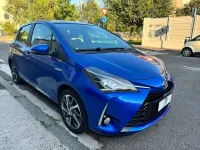 Usata Toyota Yaris Style 73 CV (53 kW) 2017 Blu/azzurro Utilitaria