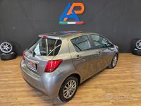 Usata Toyota Yaris Active 69 CV (50 kW) 2016 Other Berlina