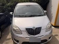 Usata Lancia Musa 95 CV (69 kW) 2010 Grigio Monovolume