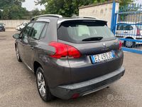 Usata Peugeot 2008 Allure 82 CV (60 kW) 2015 Grigio SUV