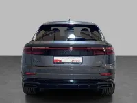 Usata Audi Q8 S-Line 286 CV (210 kW) 2025 Grigio daytona perlato SUV