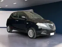 Usata Lancia Ypsilon 85 CV (62 kW) 2015 Nero Utilitaria