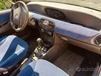 Usata Lancia Ypsilon 60 CV (44 kW) 2001 Utilitaria