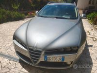 Usata Alfa Romeo 159 120 CV (88 kW) 2007 Grigio Station wagon