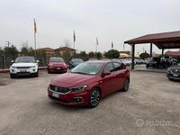 Usata Fiat Tipo Lounge 120 CV (88 kW) 2016 Rosso Berlina