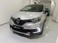 Usata Renault Captur 90 CV (66 kW) 2018 Grigio SUV