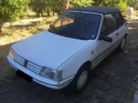 Usata Peugeot 205 54 CV (39 kW) 1994 Cabrio