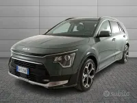 Käytetty Kia Niro Style 93 HP (68 kW) 2024 Vihreä Katumaasturi