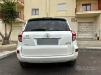 Usata Toyota RAV4 150 CV (110 kW) 2012 Bianco SUV