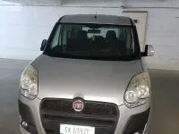Usata Fiat Doblò 120 CV (88 kW) 2012 Grigio Monovolume