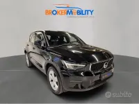 Usata Volvo XC40 Core 129 CV (94 kW) 2023 Onyx black SUV