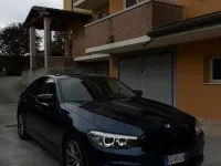 Usata BMW 520 Sport Line 184 CV (135 kW) 2019 Blu/azzurro Berlina