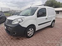 Usata Nissan NV250 116 CV (85 kW) 2021 Bianco(met.) Furgone