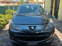 Usata Peugeot 207 68 CV (50 kW) 2009 Berlina