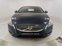 Usata Volvo V60 Momentum 114 CV (83 kW) 2012 Blu Station wagon
