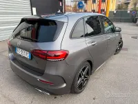 Usata Mercedes B180 Premium 116 CV (85 kW) 2019 Grigio Utilitaria