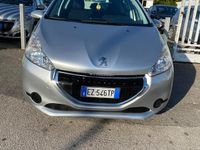 Usata Peugeot 208 Access 67 CV (49 kW) 2015 Grigio Utilitaria