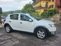 Usata Dacia Sandero Stepway 90 CV (66 kW) 2014 Bianco Berlina