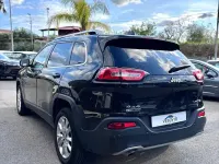 Usata Jeep Cherokee Limited 140 CV (102 kW) 2016 Nero SUV