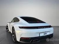 Usata Porsche 911 Carrera 394 CV (289 kW) 2025 Bianco metallizzato Coupé