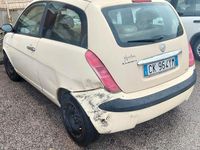 Usata Lancia Ypsilon 60 CV (44 kW) 2004 Giallo Utilitaria