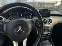 Usata Mercedes GLA180 Business 109 CV (80 kW) 2018 Bianco SUV