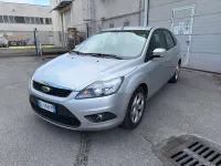 Usata Ford Focus Titanium 101 CV (74 kW) 2011 Argento Berlina