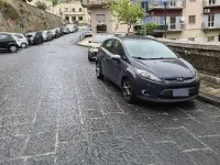 Usata Ford Fiesta 82 CV (60 kW) 2012 Grigio Berlina