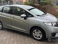 Usata Honda Jazz Comfort 102 CV (75 kW) 2017 Grigio Utilitaria