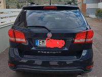 Usata Fiat Freemont 170 CV (125 kW) 2012 Blu SUV