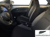 Nuova Toyota Aygo X Active 72 CV (52 kW) 2025 Bianco SUV