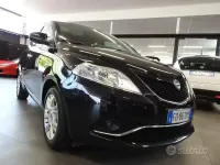Usata Lancia Ypsilon Gold 68 CV (50 kW) 2016 Nero Utilitaria