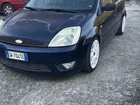 Usata Ford Fiesta 73 CV (53 kW) 2004 Blu Utilitaria