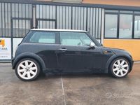 Usata Mini Cooper 116 CV (85 kW) 2004 Nero Utilitaria