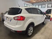 Usata Ford Kuga Titanium 140 CV (102 kW) 2012 Bianco SUV