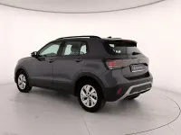 Usata VW T-Cross Life 116 CV (85 kW) 2024 Smoky grey metallizzato SUV