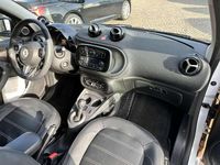 Usata Smart ForFour Passion 71 CV (52 kW) 2016 Bianco/marrone met Utilitaria